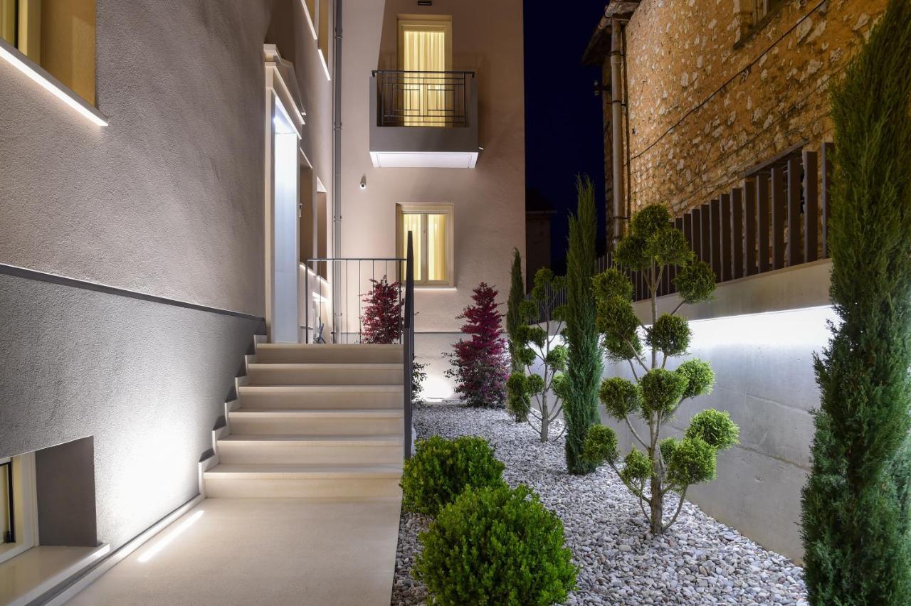 יואנינה Zalo Urban Living Spaces מראה חיצוני תמונה